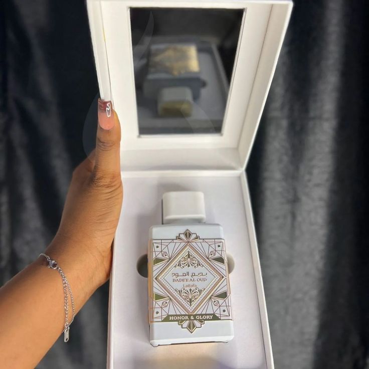 EAU DE PARFUM HONOR & GLORY