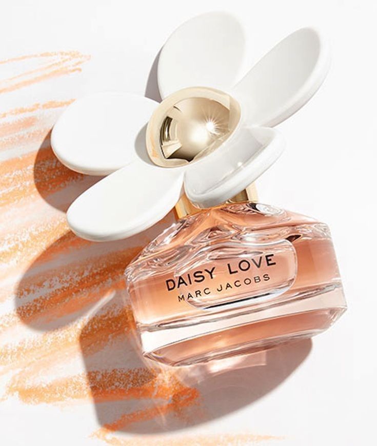 EAU DE TOILETTE SPRAY MARC JACOBS DAISY LOVE