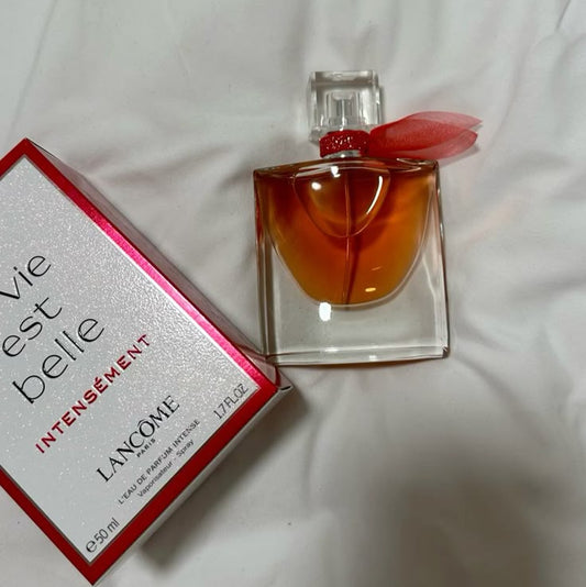 L-EAU DE PARFUM LA VIE EST BELLE INTENSEMENT